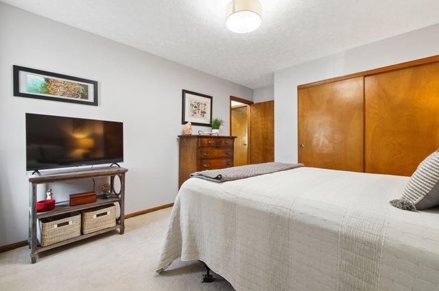 7973 Brookpoint Place, Westerville, OH 43081