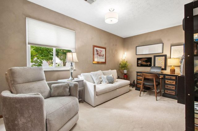 7973 Brookpoint Place, Westerville, OH 43081