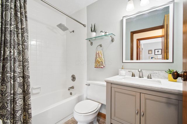 7973 Brookpoint Place, Westerville, OH 43081