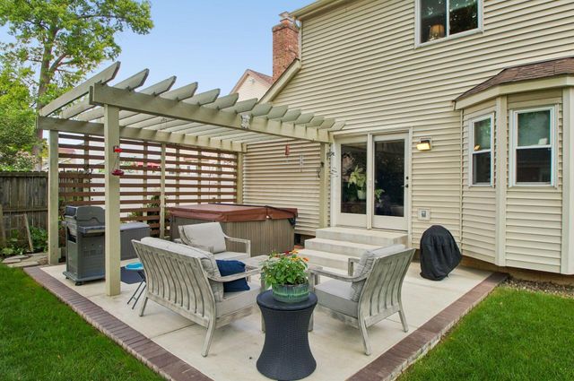 7973 Brookpoint Place, Westerville, OH 43081