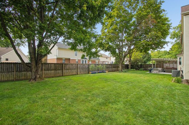 7973 Brookpoint Place, Westerville, OH 43081