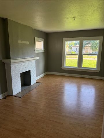 1605 Collins Avenue, Wichita Falls, TX 76301