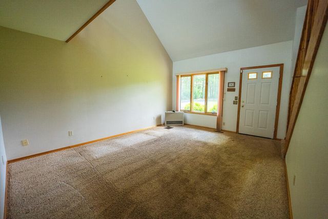 1978 Laurel Creek RD, Pilot, VA 24138