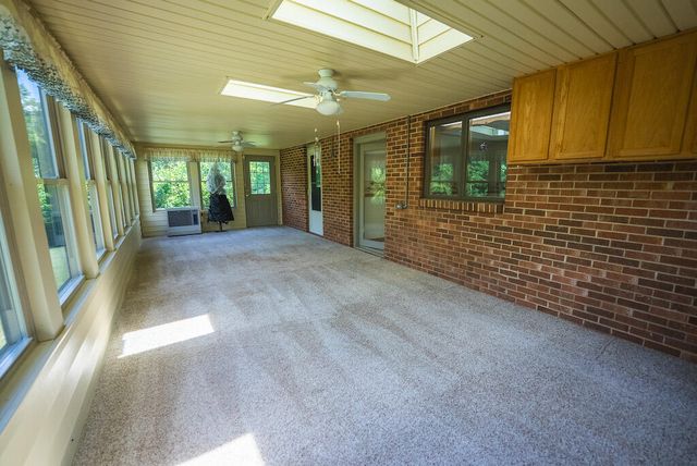1978 Laurel Creek RD, Pilot, VA 24138