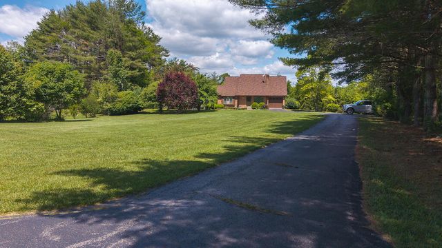 1978 Laurel Creek RD, Pilot, VA 24138