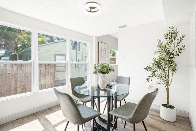 2444 32ND AVENUE N, St Petersburg, FL 33713