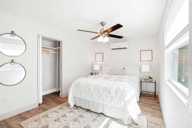 2444 32ND AVENUE N, St Petersburg, FL 33713