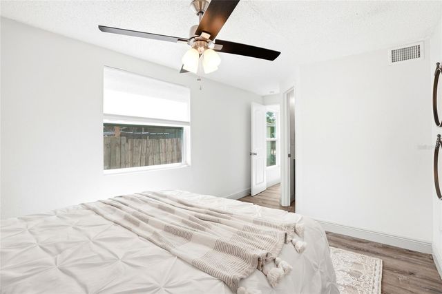 2444 32ND AVENUE N, St Petersburg, FL 33713