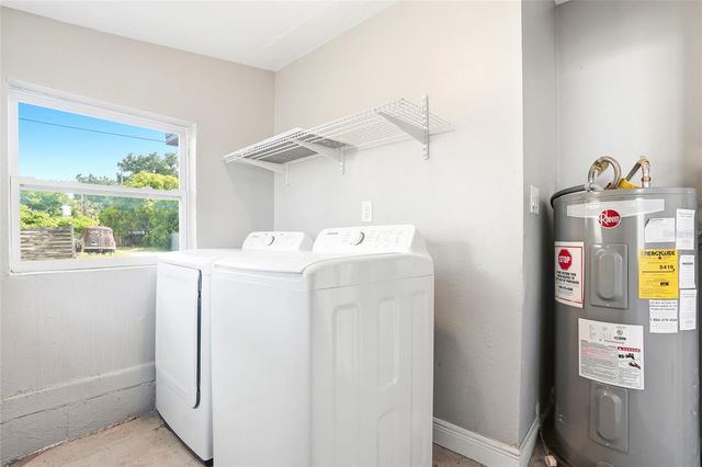 2444 32ND AVENUE N, St Petersburg, FL 33713