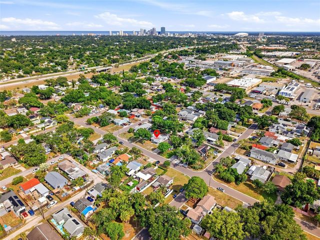 2444 32ND AVENUE N, St Petersburg, FL 33713