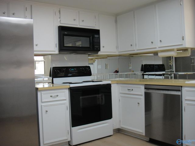 10026 Nadina Drive SE, Huntsville, AL 35803