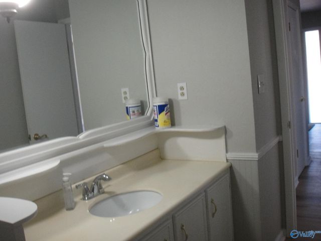 10026 Nadina Drive SE, Huntsville, AL 35803