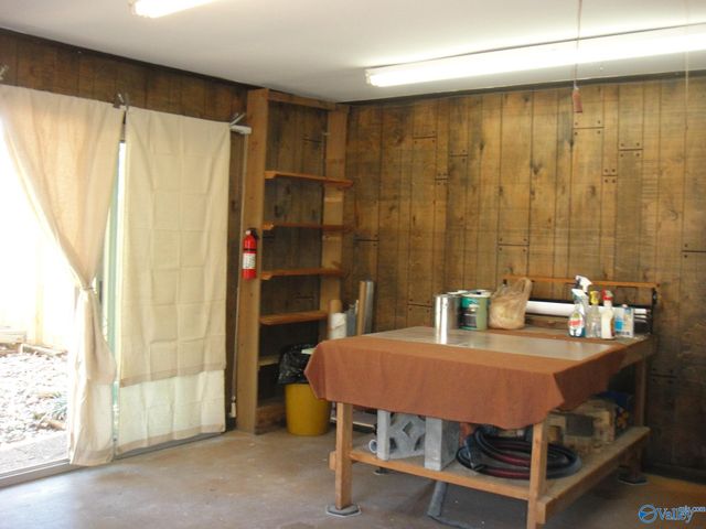 10026 Nadina Drive SE, Huntsville, AL 35803