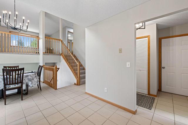 10607 56th Street NE, Albertville, MN 55301