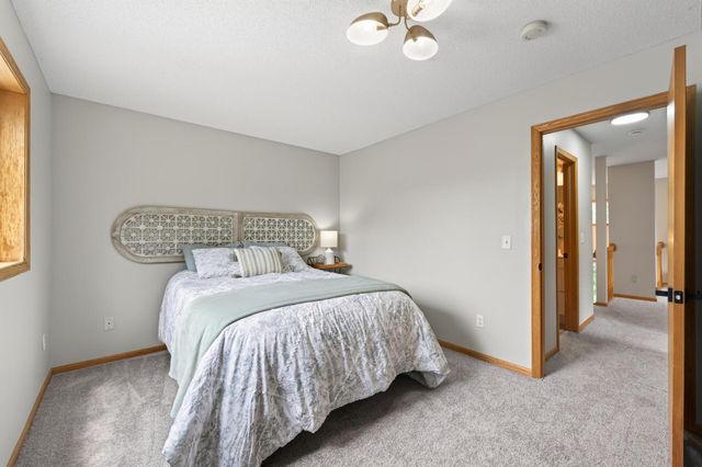 10607 56th Street NE, Albertville, MN 55301