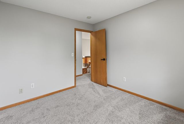10607 56th Street NE, Albertville, MN 55301