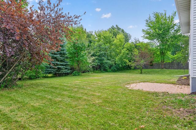 10607 56th Street NE, Albertville, MN 55301