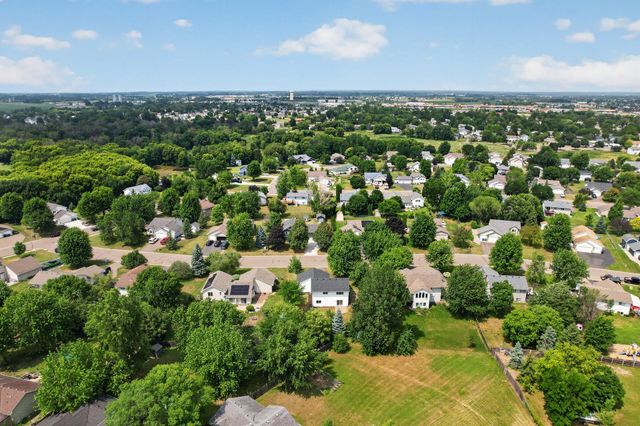 10607 56th Street NE, Albertville, MN 55301