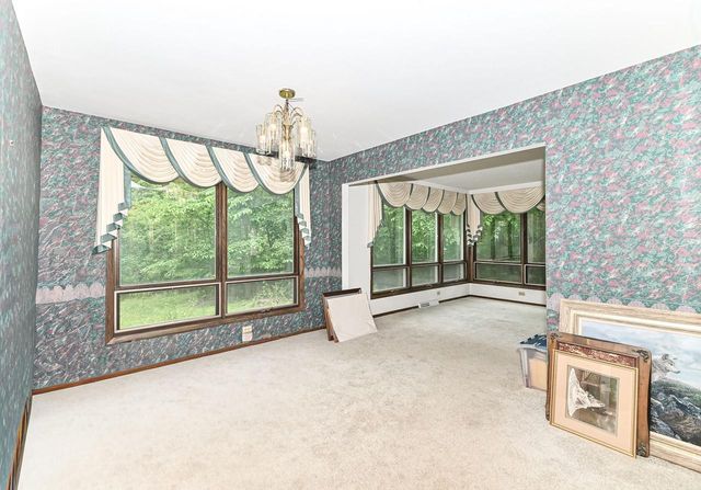 S63W16525 College AVENUE, Muskego, WI 53150