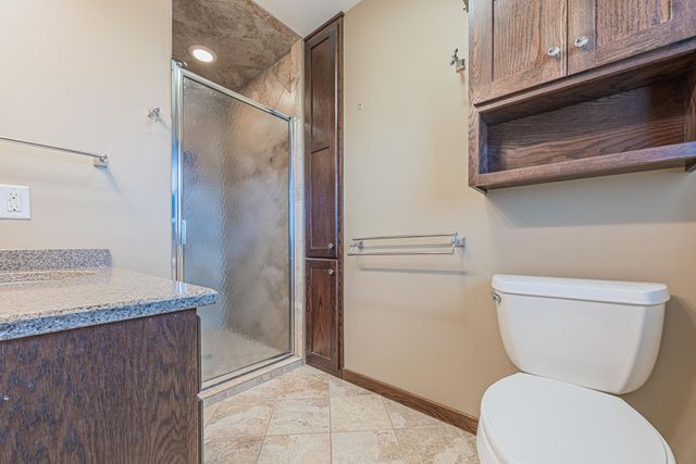 322 4th Ave SE, Hillsboro, ND 58045