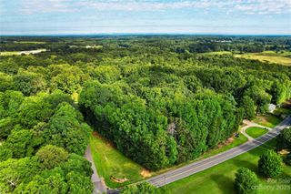 000 Bell Farm Road 6, Statesville, NC 28625