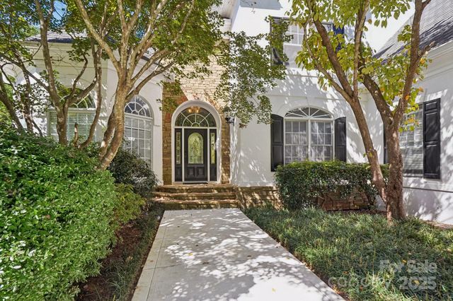 19525 Mary Ardrey Circle, Cornelius, NC 28031
