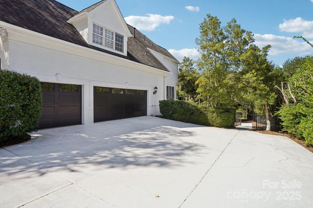 19525 Mary Ardrey Circle, Cornelius, NC 28031