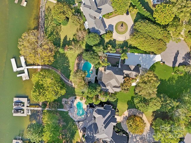 19525 Mary Ardrey Circle, Cornelius, NC 28031