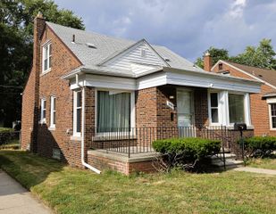 26722 W Chicago, Redford Charter Twp, MI 48239