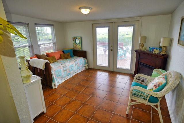 566 Private Road 674, Sargent, TX 77414