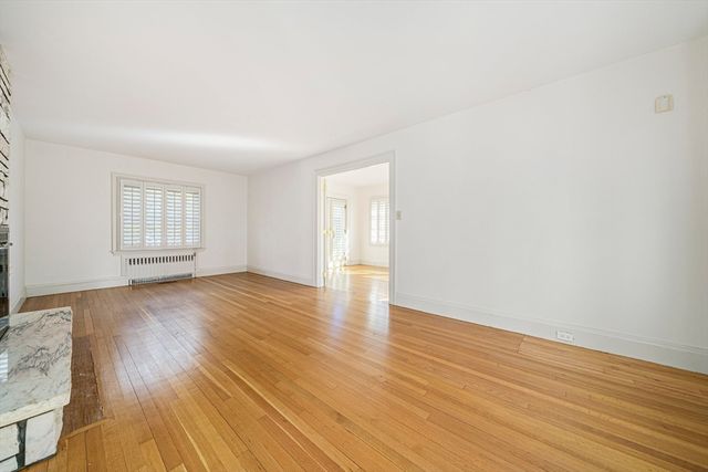 93 Lincoln Rd, Medford, MA 02155