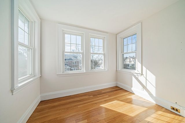 93 Lincoln Rd, Medford, MA 02155