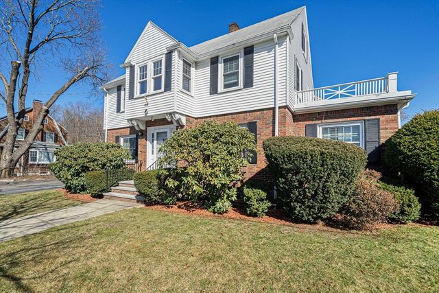 93 Lincoln Rd, Medford, MA 02155