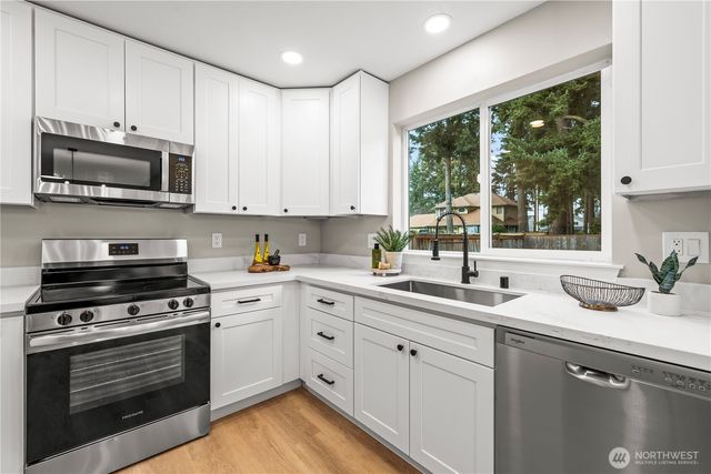 3527 185th St Ct E, Tacoma, WA 98446