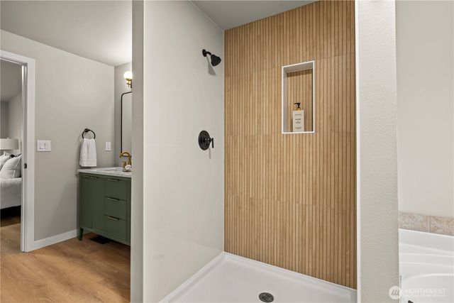 3527 185th St Ct E, Tacoma, WA 98446