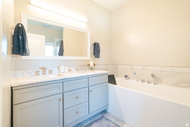 986 VIEW CREST LN, Kaysville, UT 84037