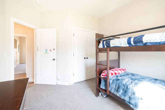 986 VIEW CREST LN, Kaysville, UT 84037