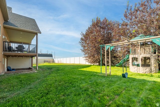 986 VIEW CREST LN, Kaysville, UT 84037