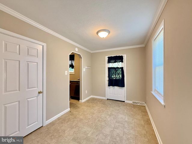 138 W LINWOOD AVE, Maple Shade, NJ 08052