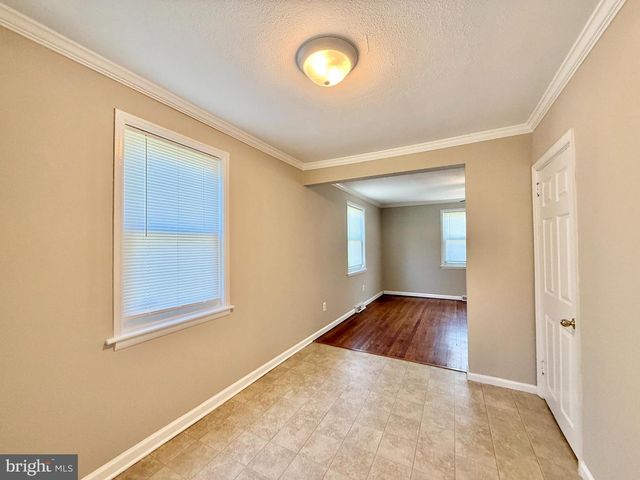 138 W LINWOOD AVE, Maple Shade, NJ 08052