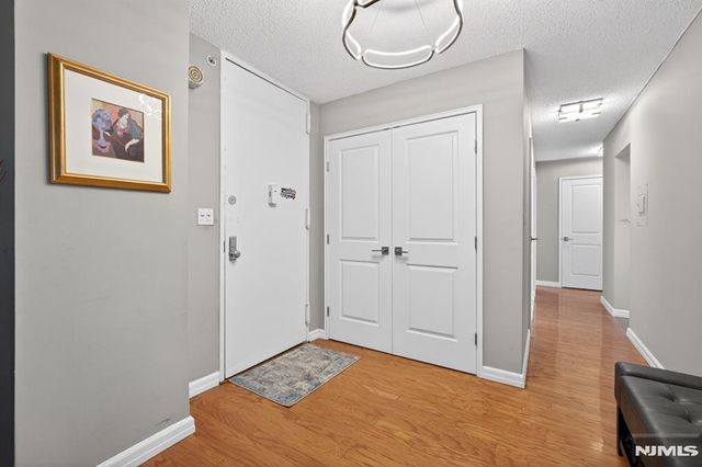 300 Winston Drive 1418, Cliffside Park, NJ 07010