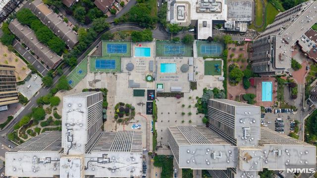 300 Winston Drive 1418, Cliffside Park, NJ 07010