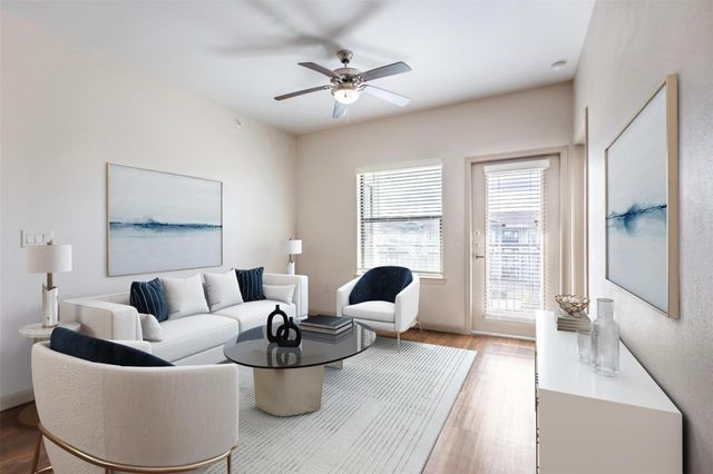 2930 Plum Creek Lane 1111, Houston, TX 77087