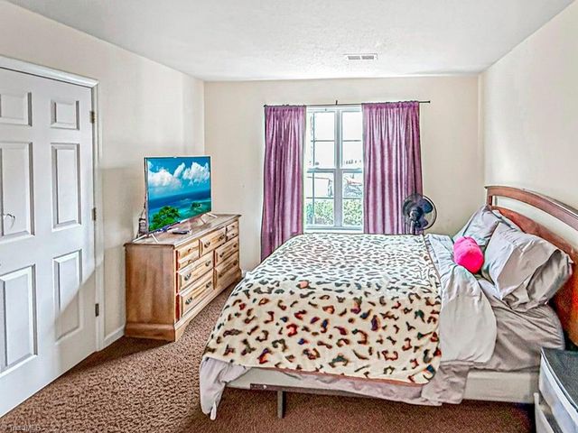 3160 Manchester Avenue, Winston-salem, NC 27103