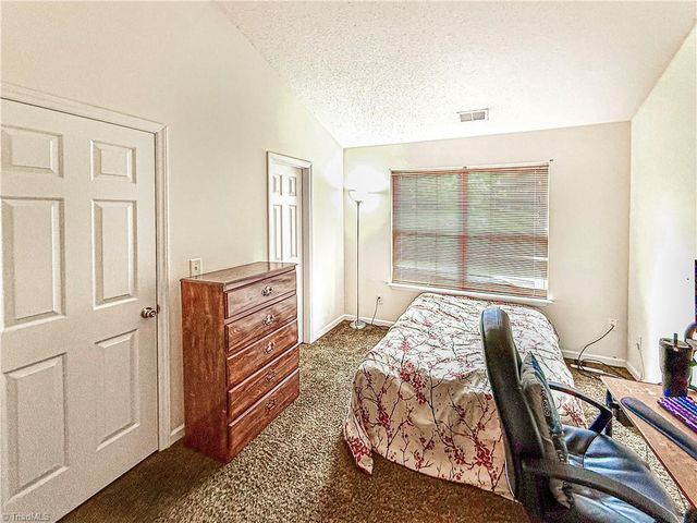 3160 Manchester Avenue, Winston-salem, NC 27103