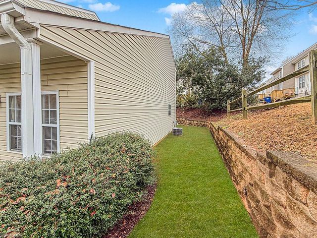 3160 Manchester Avenue, Winston-salem, NC 27103