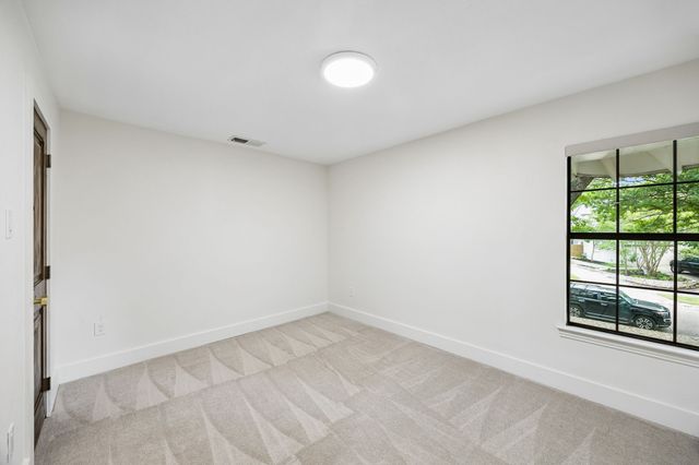 2010 Mayflower Drive, Dallas, TX 75208