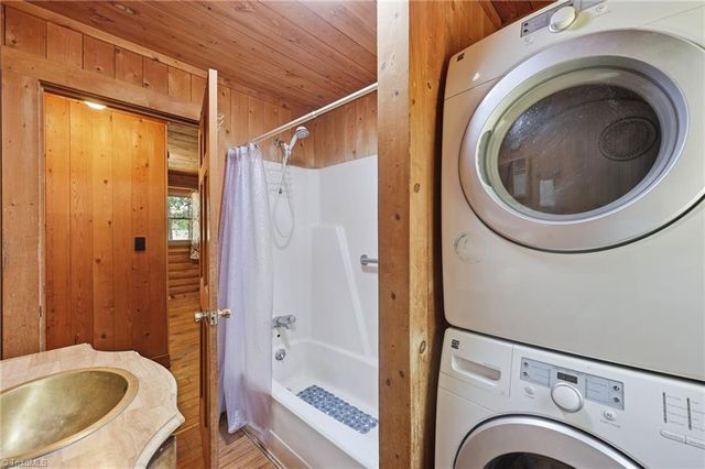 1115 Fiddler Brown Drive, Rockwell, NC 28138
