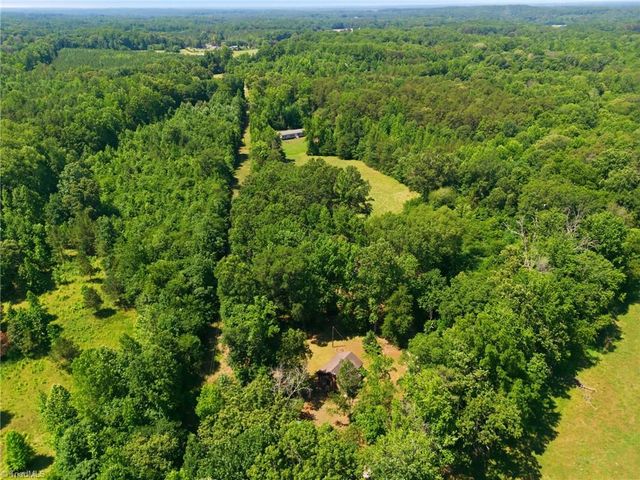 1115 Fiddler Brown Drive, Rockwell, NC 28138