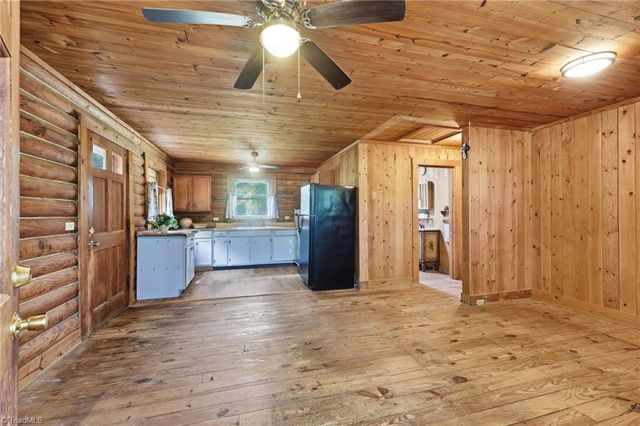1115 Fiddler Brown Drive, Rockwell, NC 28138